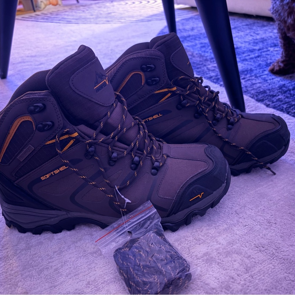 Softshell Men's Outdoor Boots - Black and Brown